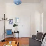 My Graca Flat With Balcony | Lisbon