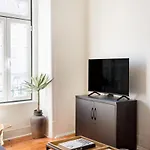 My Graca Flat With Balcony | Lisbon Lisbon