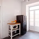 My Graca Flat With Balcony | Lisbon Apartment