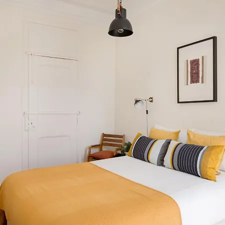 My Graca Flat With Balcony | Lisbon